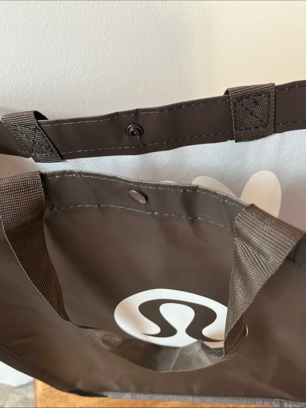 lululemon black & red Graphic Reusable Tote Duo - Picture 6 of 9